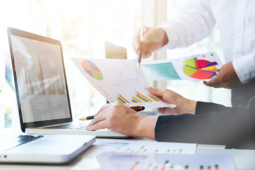 آکام گستر درخشان